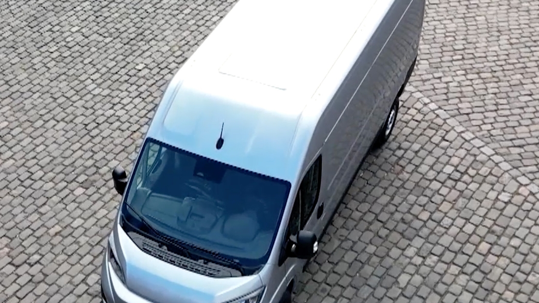 Toyota-Proace-Max-schuinboven