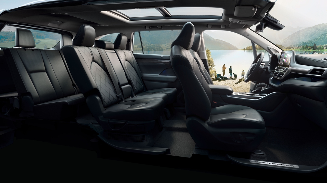 Highlander-2.5-Hybrid-Business-Plus_interior_3_1920x1080.jpg