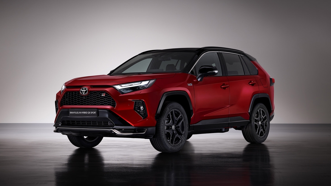 Toyota-RAV4-plug-in-hybrid-exterieur-linker-zijaanzicht-rood